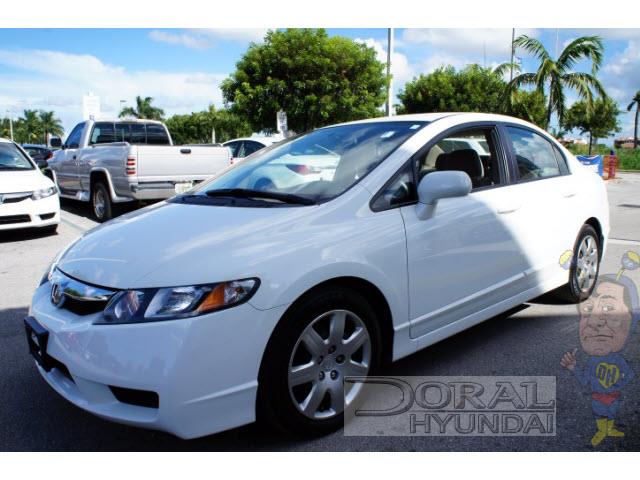Honda Civic 2011 photo 2