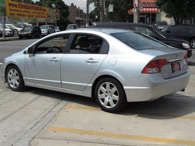 Honda Civic 2011 photo 2