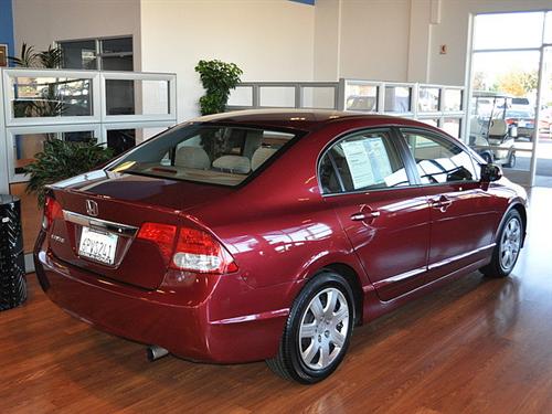 Honda Civic 2011 photo 2