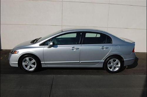 Honda Civic 2011 photo 2