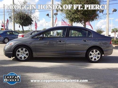 Honda Civic 2011 photo 2