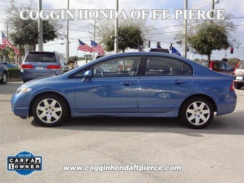 Honda Civic 2011 photo 1