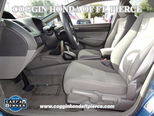 Honda Civic 2011 photo 2