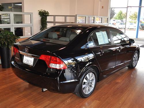 Honda Civic 2011 photo 1