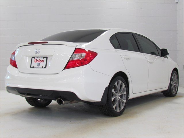 Honda Civic 2012 photo 2