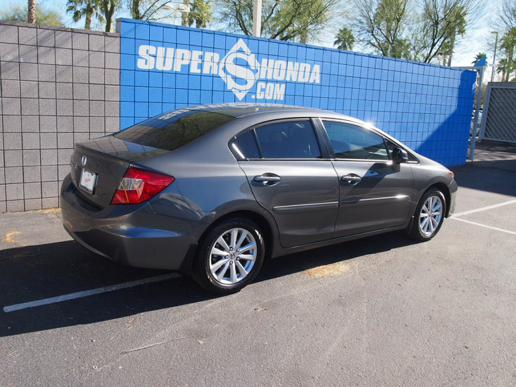 Honda Civic 2012 photo 2