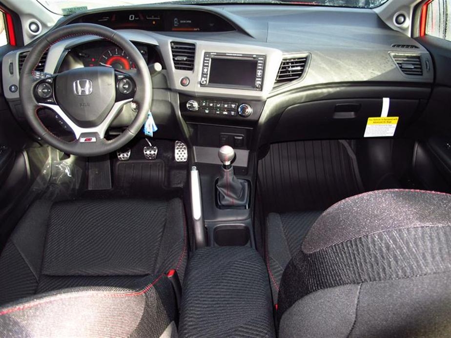 Honda Civic 2012 photo 4