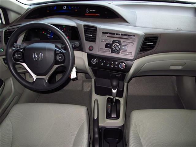 Honda Civic 2012 photo 3