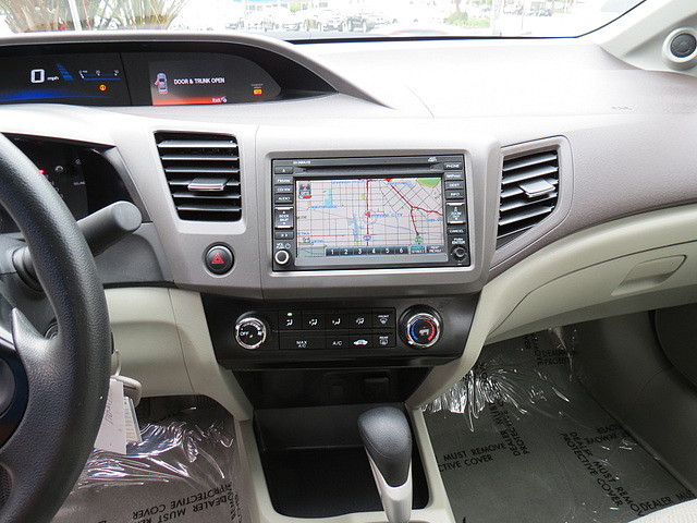 Honda Civic 2012 photo 4