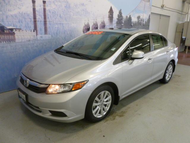 Honda Civic 2012 photo 3