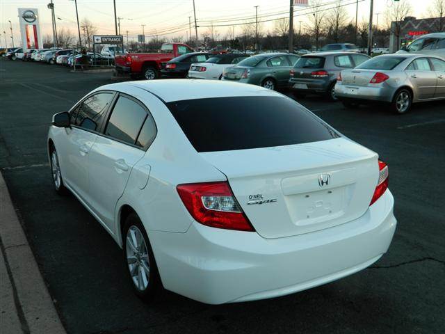 Honda Civic 2012 photo 4