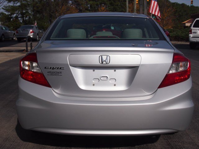 Honda Civic 2012 photo 3