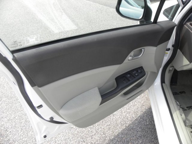 Honda Civic 2012 photo 4