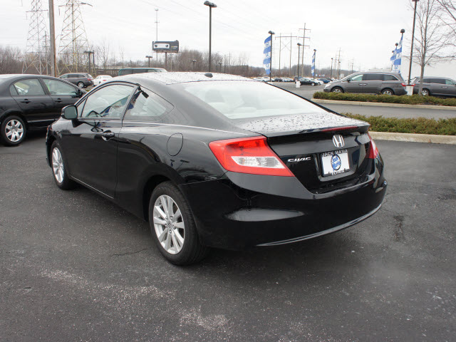 Honda Civic 2012 photo 2