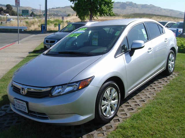 Honda Civic 2012 photo 1