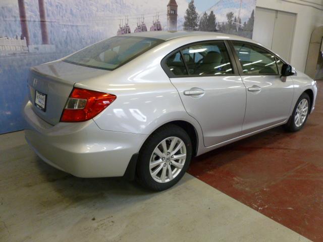 Honda Civic 2012 photo 4