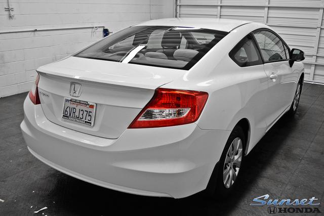 Honda Civic 2012 photo 3