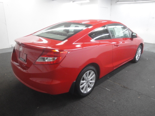 Honda Civic 2012 photo 2