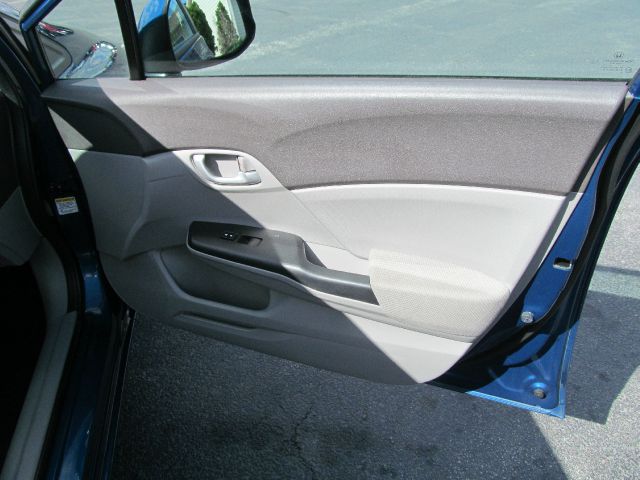 Honda Civic 2012 photo 12