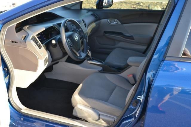 Honda Civic 2012 photo 2