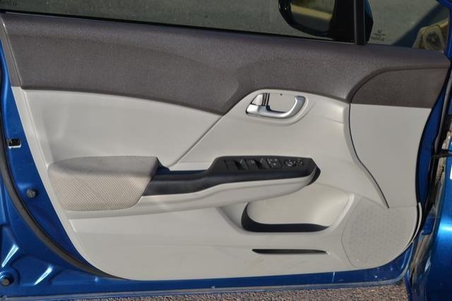 Honda Civic 2012 photo 3