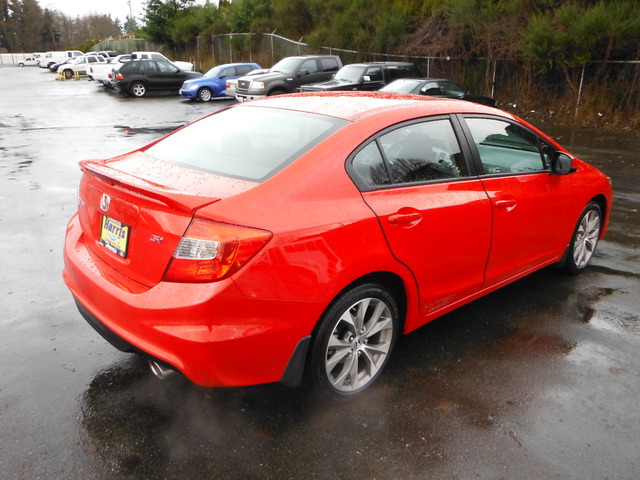 Honda Civic 2012 photo 3