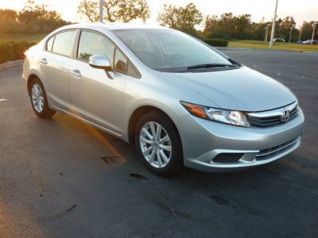 Honda Civic 2012 photo 3