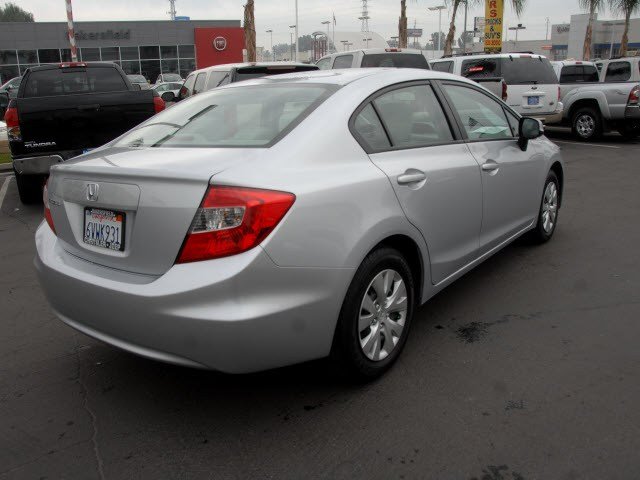 Honda Civic 2012 photo 2