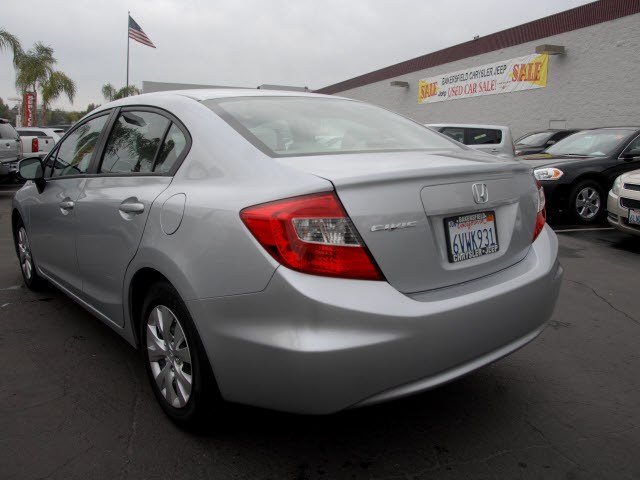 Honda Civic 2012 photo 4