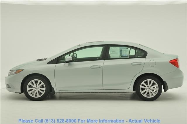 Honda Civic 2012 photo 2