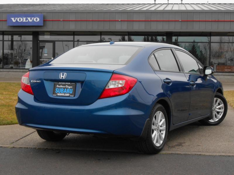 Honda Civic 2012 photo 4