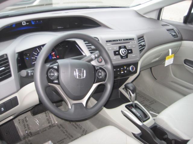 Honda Civic 2012 photo 2