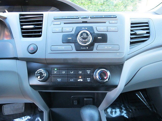 Honda Civic 2012 photo 3