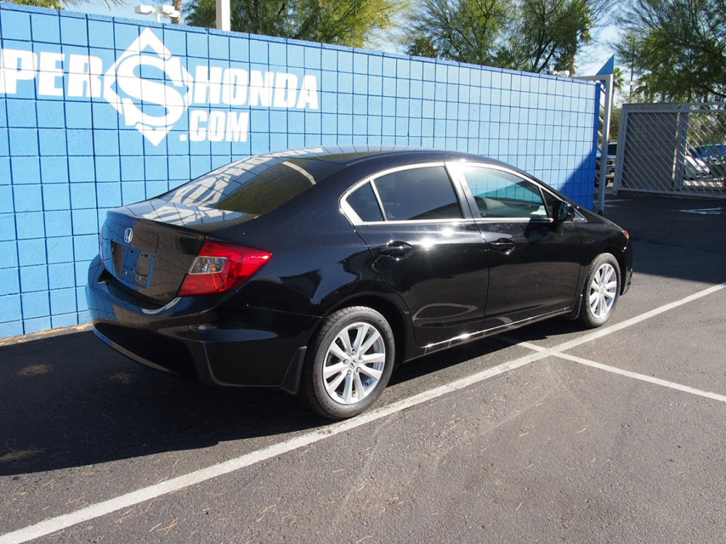 Honda Civic 2012 photo 2
