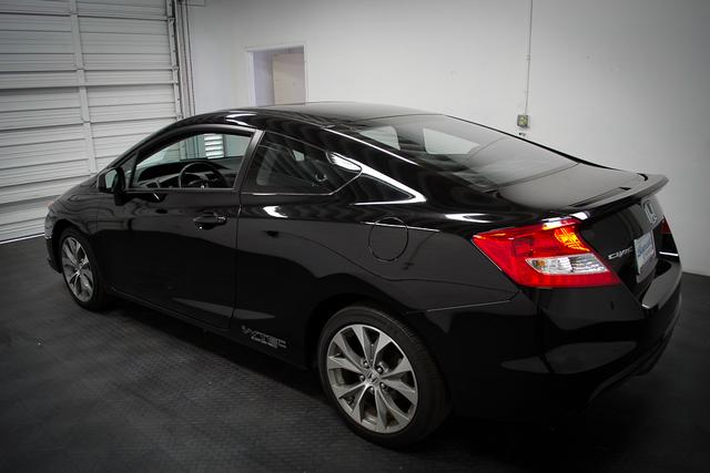 Honda Civic 2012 photo 1