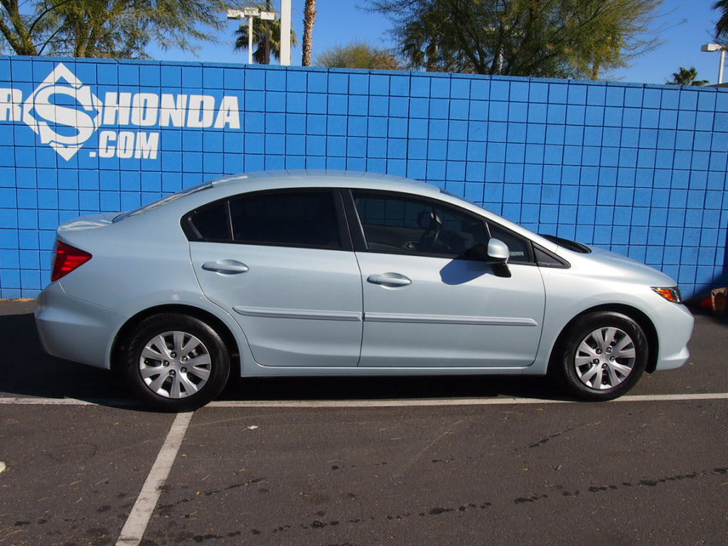 Honda Civic 2012 photo 1