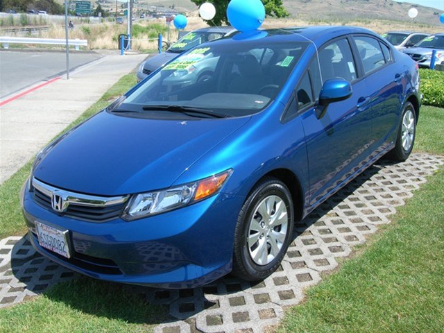 Honda Civic 2012 photo 1