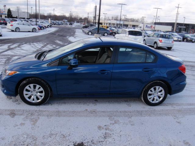 Honda Civic 2012 photo 4