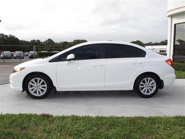 Honda Civic 2012 photo 3