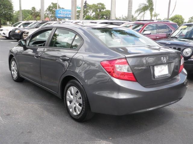 Honda Civic 2012 photo 1