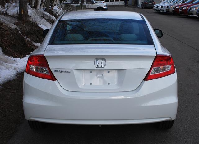 Honda Civic 2012 photo 3