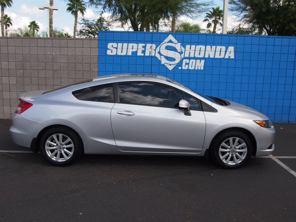 Honda Civic 2012 photo 1