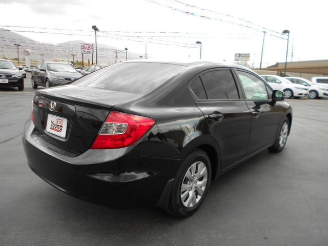 Honda Civic 2012 photo 4