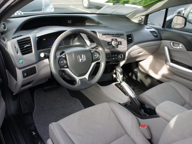 Honda Civic 2012 photo 3