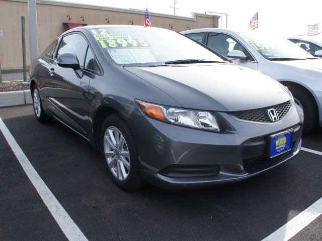 Honda Civic 2012 photo 2
