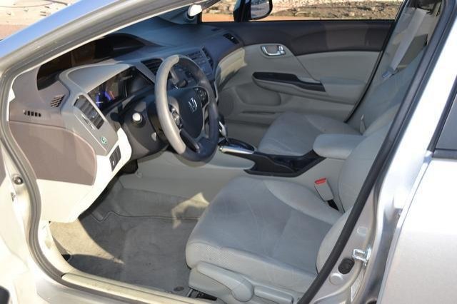 Honda Civic 2012 photo 2