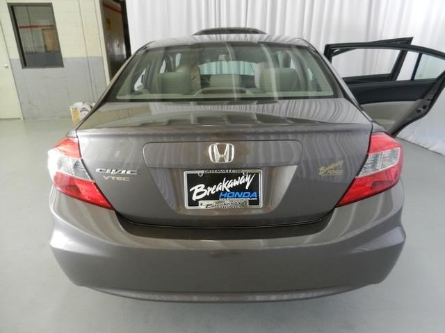 Honda Civic 2012 photo 2