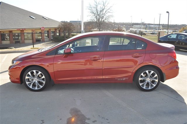 Honda Civic 2012 photo 1