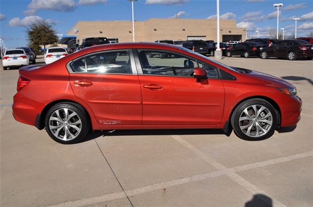 Honda Civic 2012 photo 3