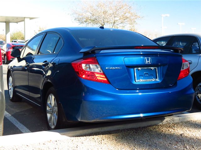 Honda Civic 2012 photo 3